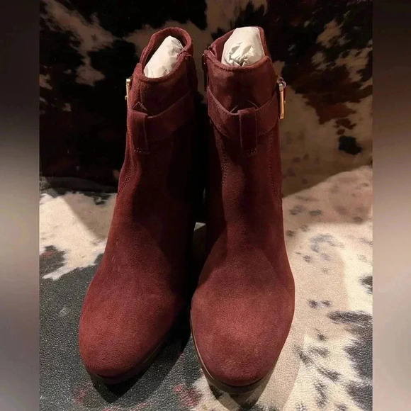 Diba Stitch Fix Sleek Bootie Burgundy NEW without box sizes 8 & 8.5 - Picture 3 of 5